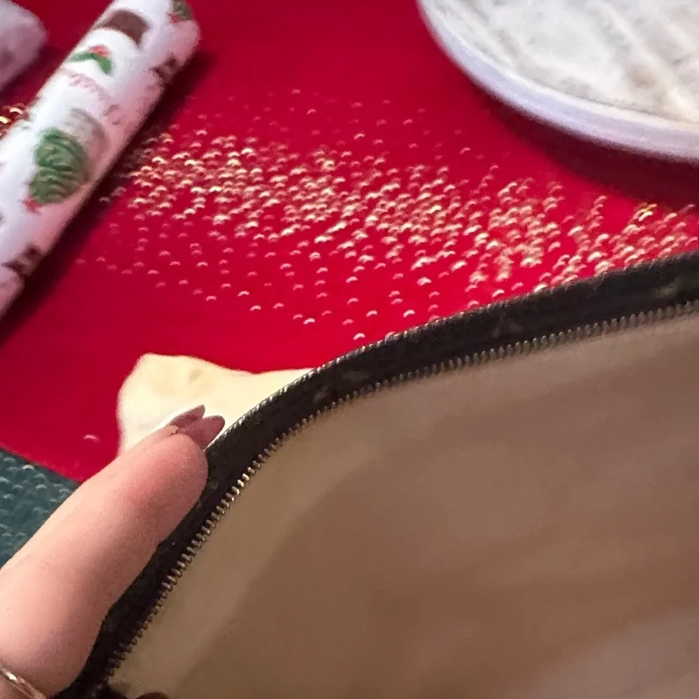 Louis Vuitton Monogram Toilette 26